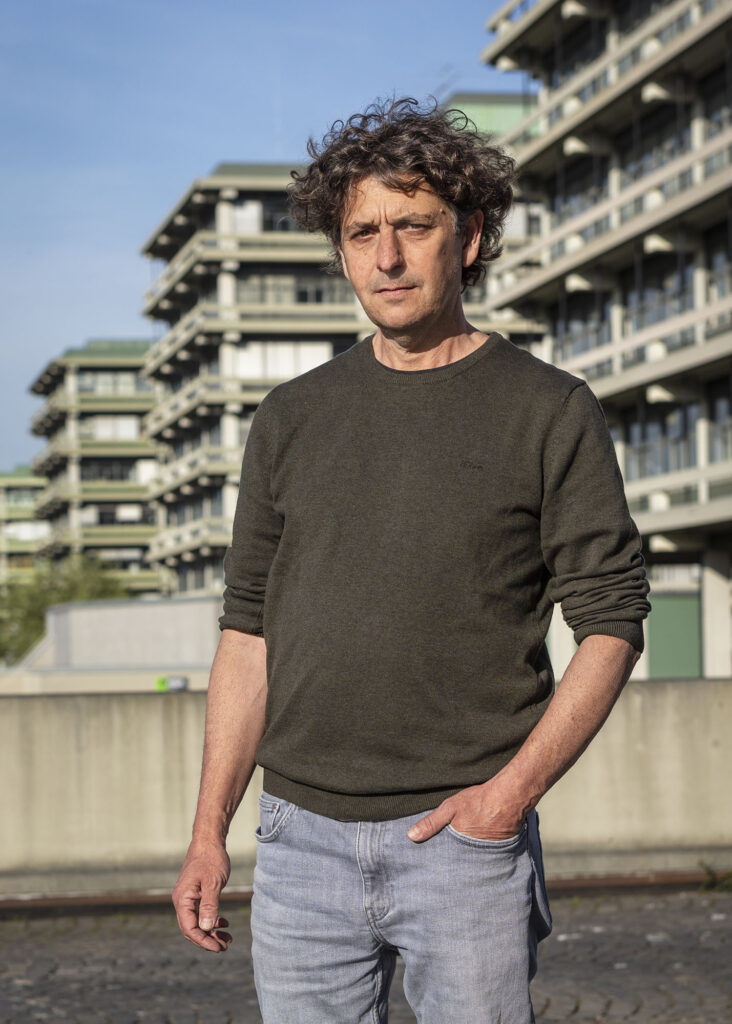 Portraitfotografie Dr. Andreas Eckl - fotografiert an der Ruhr Universität Bochum.